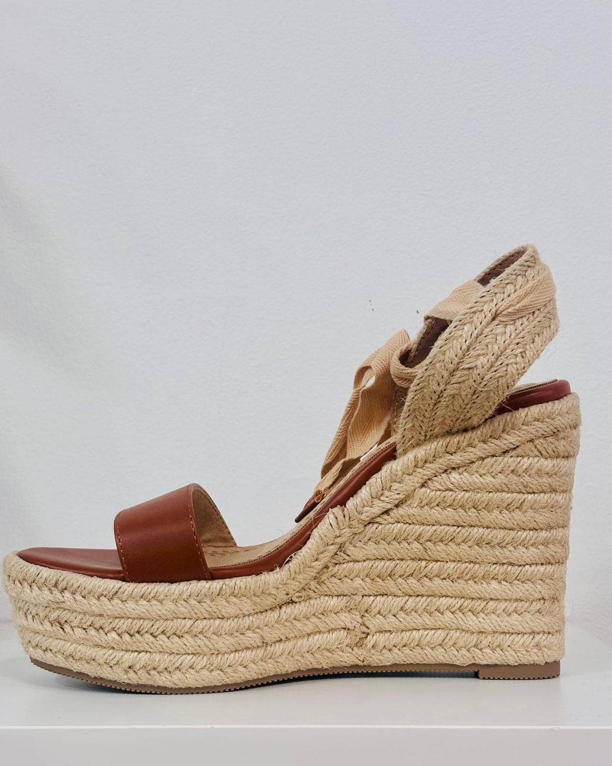 GIGI SANDAL.