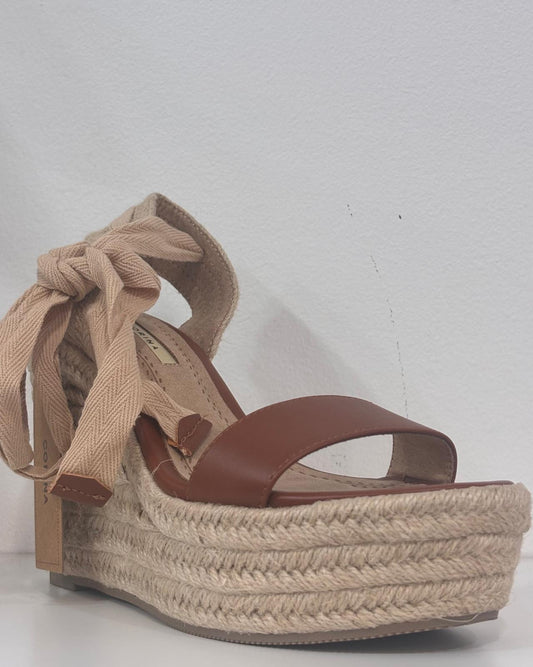 GIGI SANDAL.