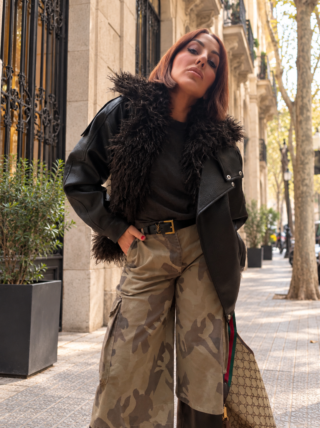 CAZADORA TENTADORA