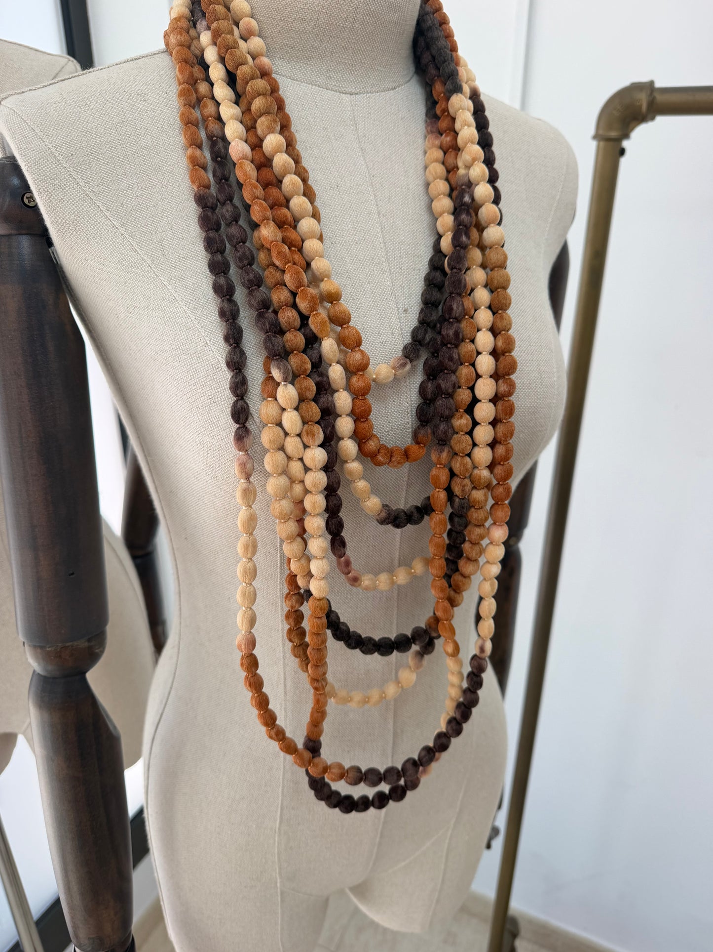 COLLAR TEJIDO