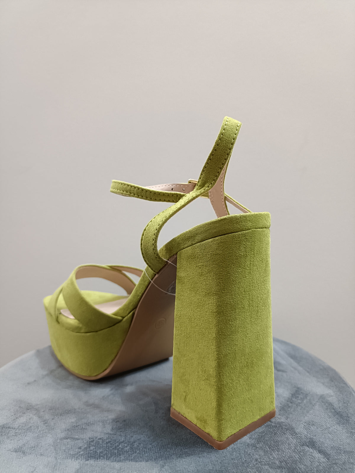 FRIDA SANDAL