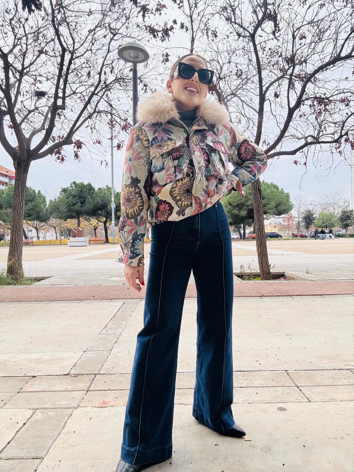 ANGELA JEANS